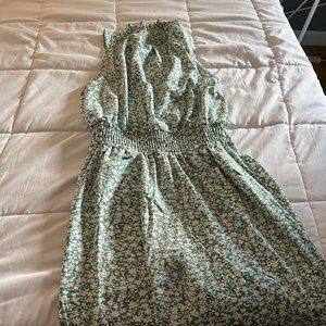 Floral Sleeveless Smocked Jumpsuit (Never Worn)